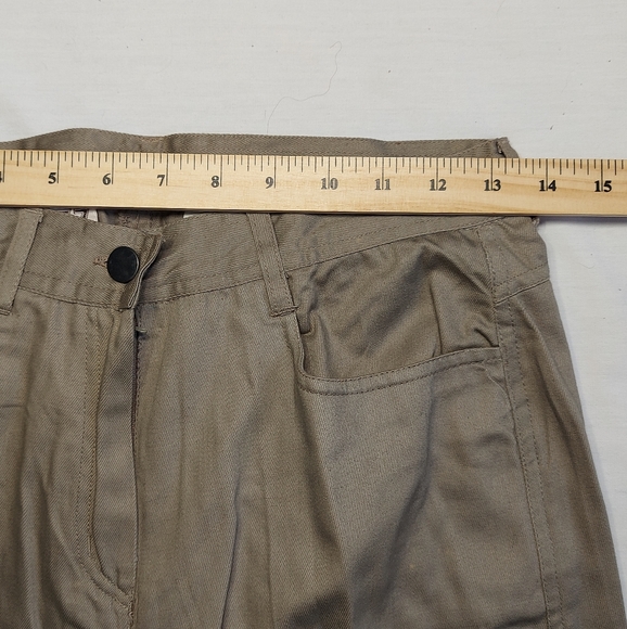 Vintage NWT High Waisted Tan Long Shorts, Womens 11 - Picture 9 of 10